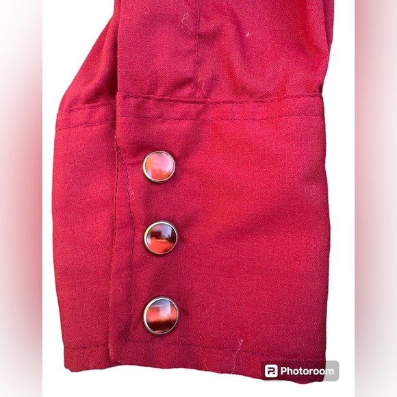 Vintage Wrangler Fancy Shirt with pearl snap buttons, Gold accents. Special. - Picture 4 of 11